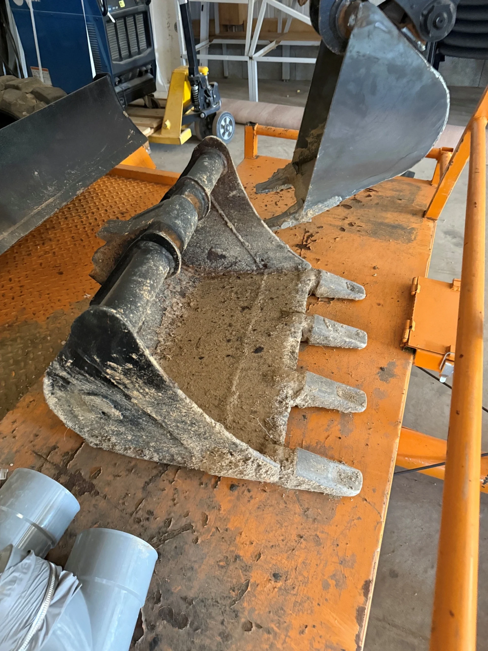 Mini pelle 1.8t d’occasion – Caterpillar 301.60C – Image 7