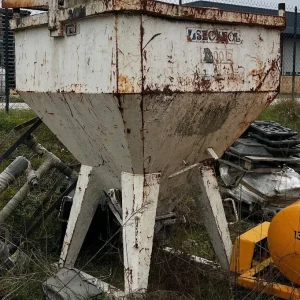 Benne à béton droite SECATOL occasion capacité 2000 litres