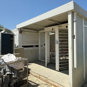 Bungalow tourniquet d’occasion avec guérite et double tourniquet de contrôle d’accès