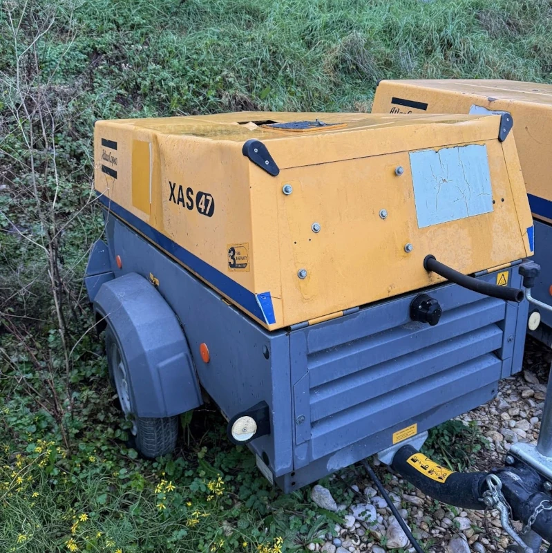 Compresseur sur roue Atlas Copco XAS d’occasion – vue latérale