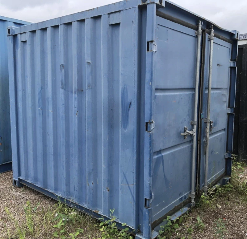 Container 8 pieds d’occasion bleu – vue extérieure, structure métallique étanche