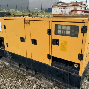 Groupe électrogène Atlas Copco 48 kVA d’occasion (vue générale)