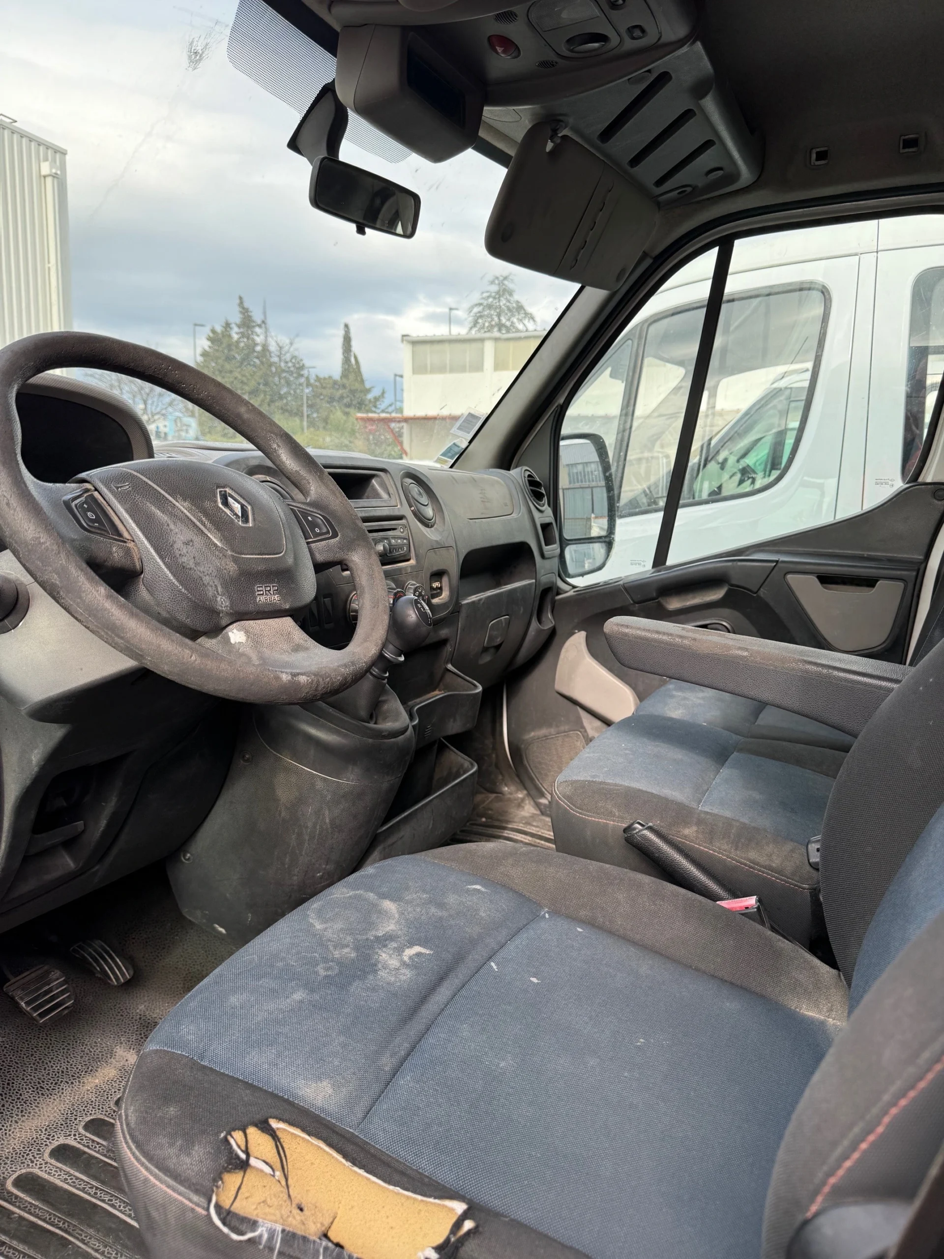 Renault Master Fourgon occasion – Image 2